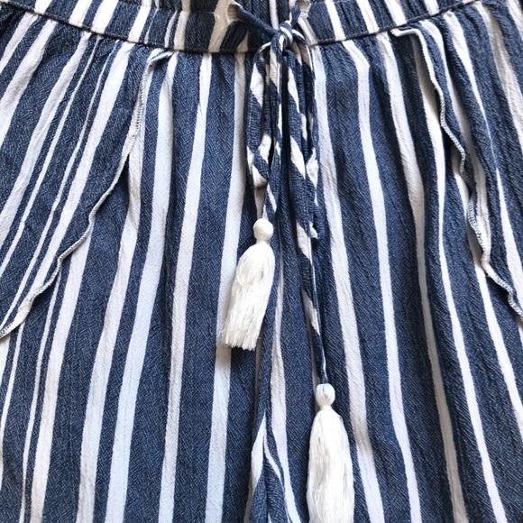 flowy shorts - Picture 3 of 4